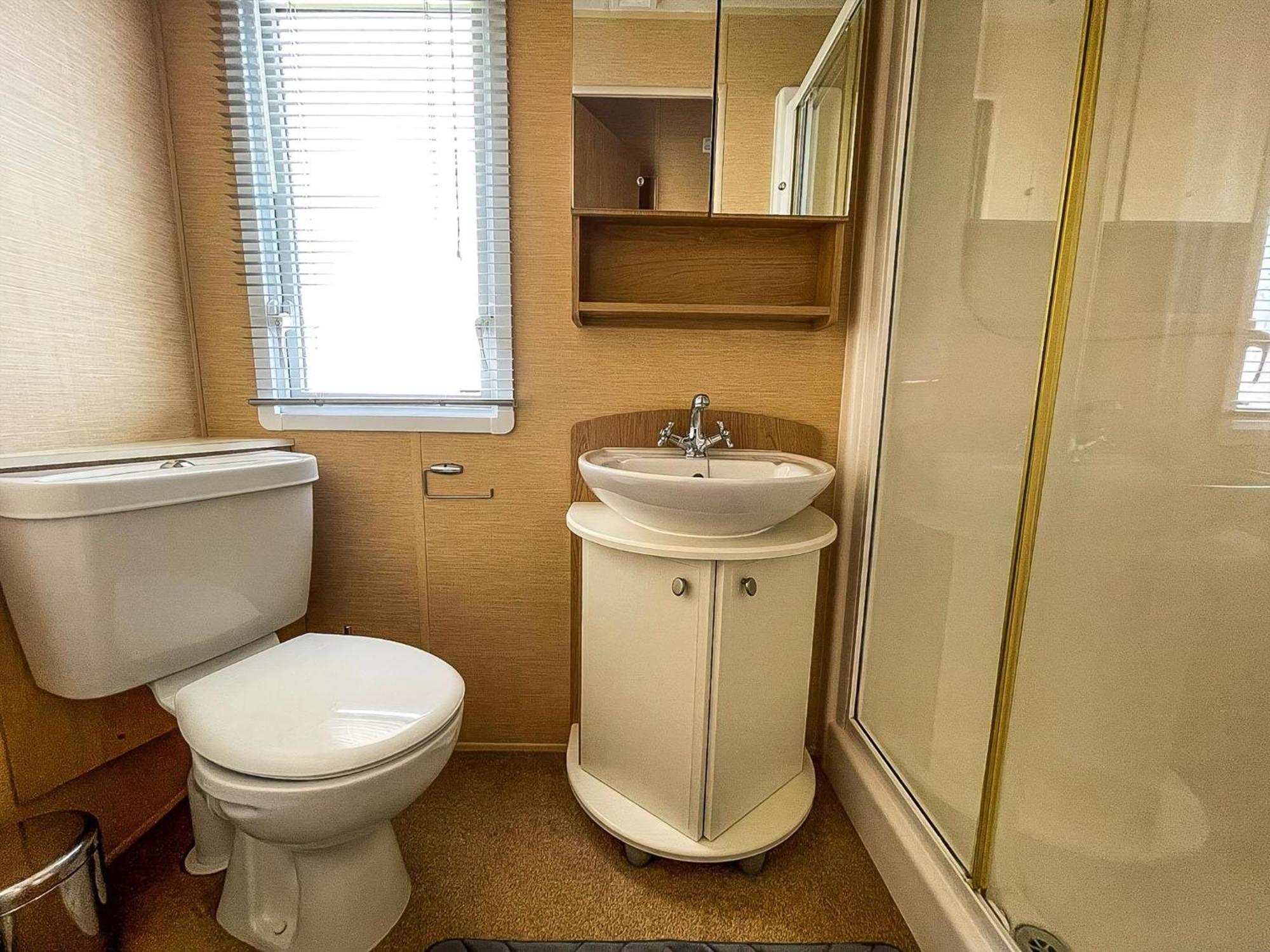 Lovely Caravan By The Beach In Pakefield, Suffolk Ref 68007Cl لوستوفت المظهر الخارجي الصورة